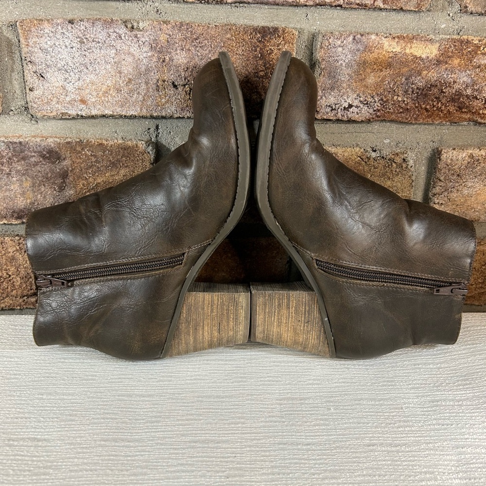 DIBA Brown Faux-Leather Ankle Boots - Picture 4 of 12